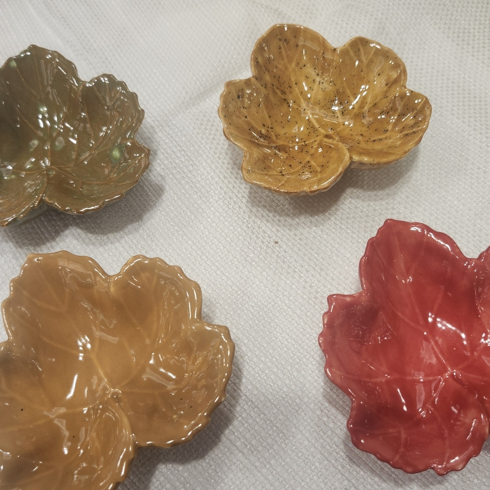 Ceramic Leaf Set